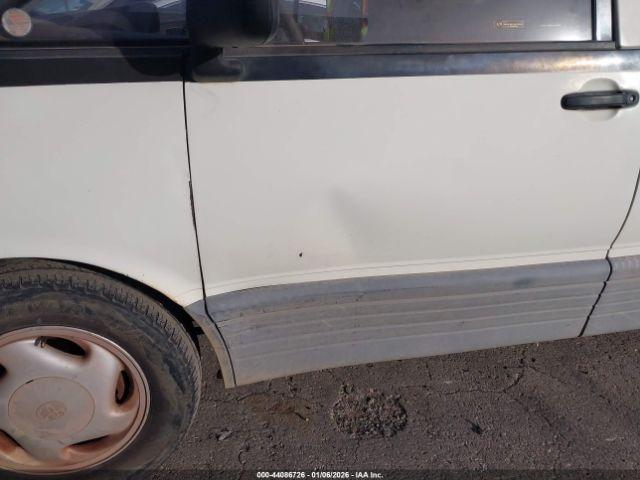 Toyota Previa Le Image 10