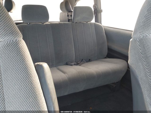 Toyota Previa Le Image 9