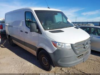  Salvage Mercedes-Benz Sprinter 1500