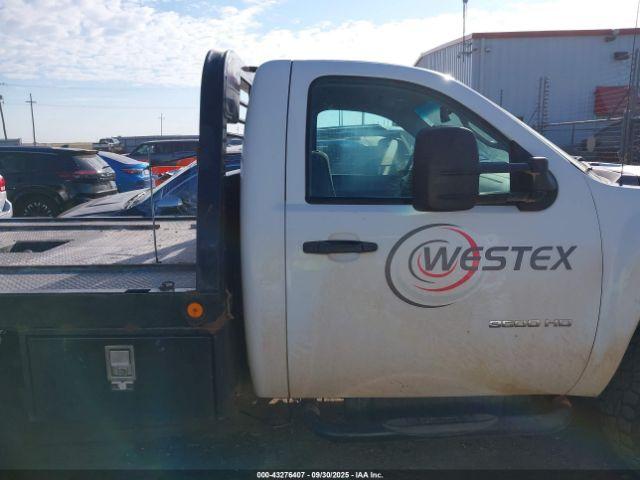 Chevrolet Silverado 3500 Lt Image 12