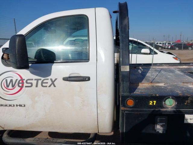 Chevrolet Silverado 3500 Lt Image 13