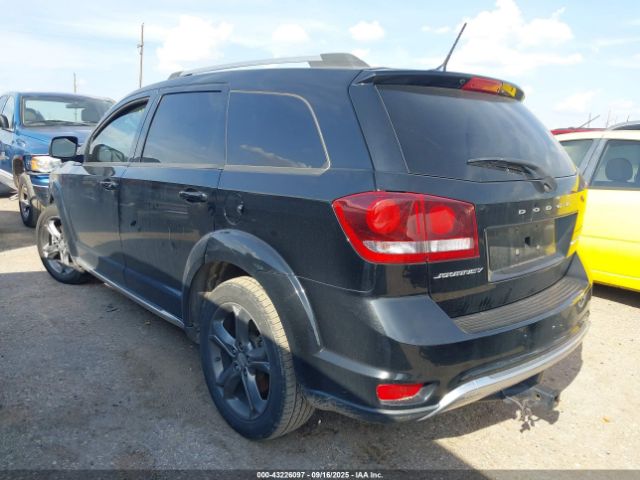 Dodge Journey Crossroad Image 3