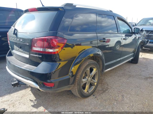 Dodge Journey Crossroad Image 5