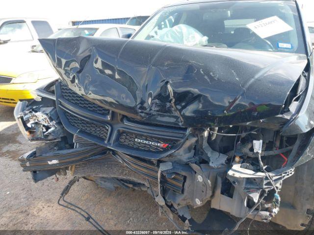 Dodge Journey Crossroad Image 2