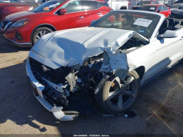 Ford Mustang V6 Image 15