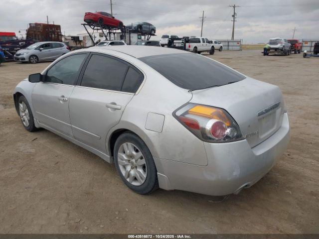 Nissan Altima 2.5 S Image 7