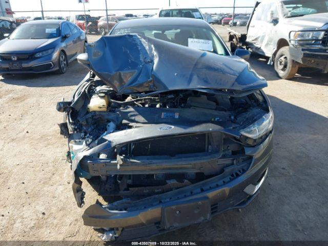 Ford Fusion S Image 6