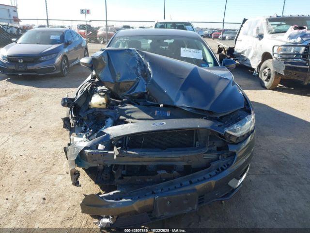 Ford Fusion S Image 9