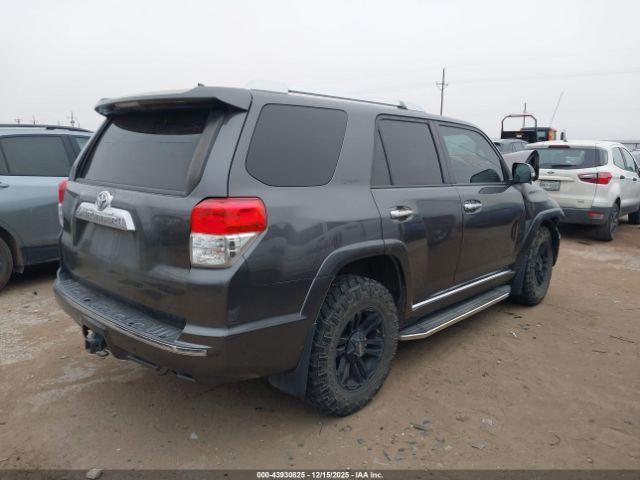 Toyota 4Runner Limited Image 11