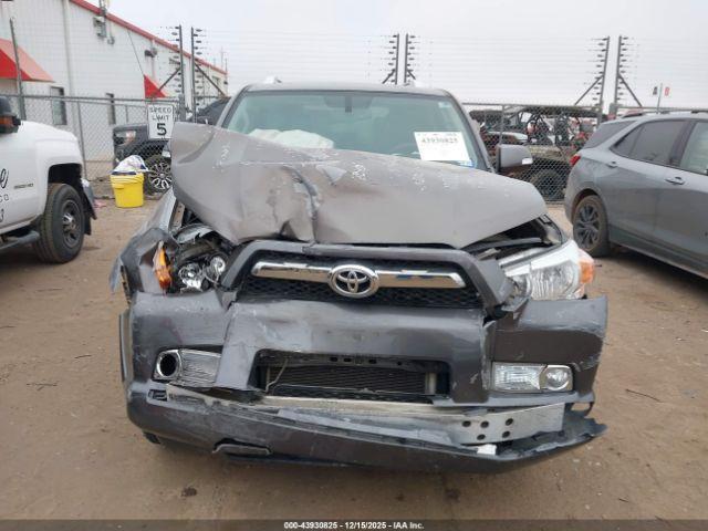 Toyota 4Runner Limited Image 14