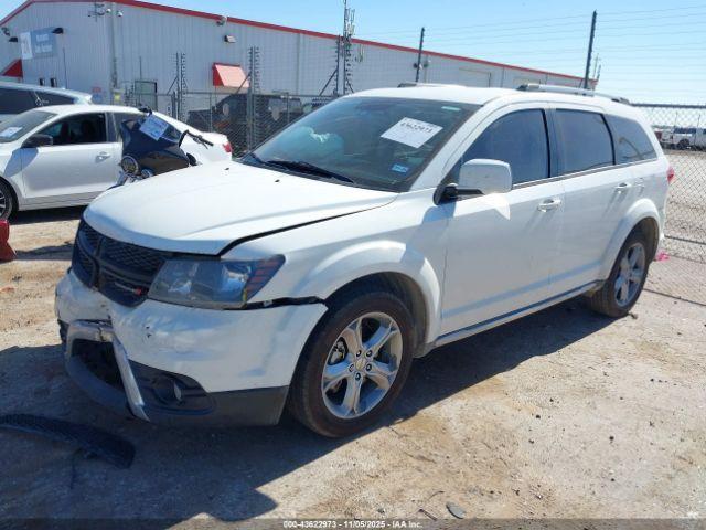Dodge Journey Crossroad Image 3