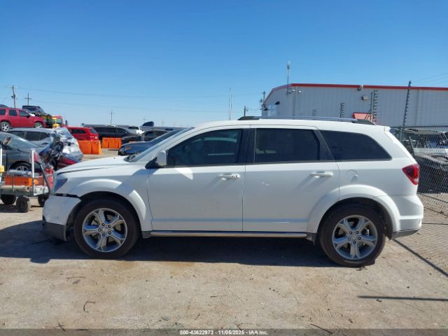 Dodge Journey Crossroad Image 12