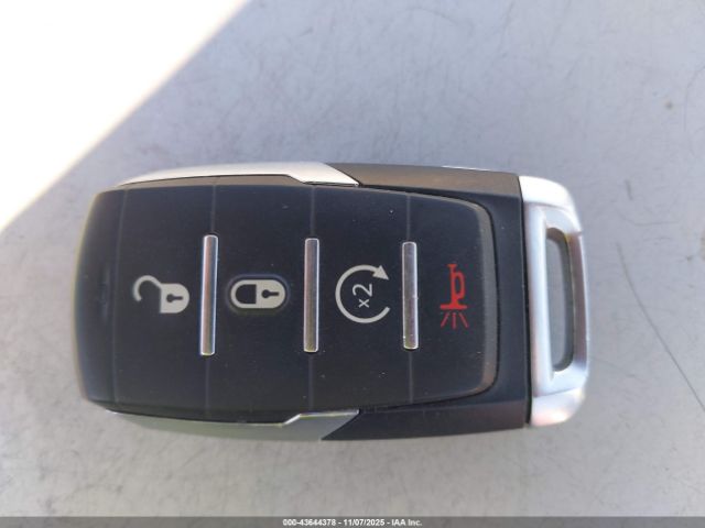 Ram 1500 Laramie  4x2 5'7 Box Image 16