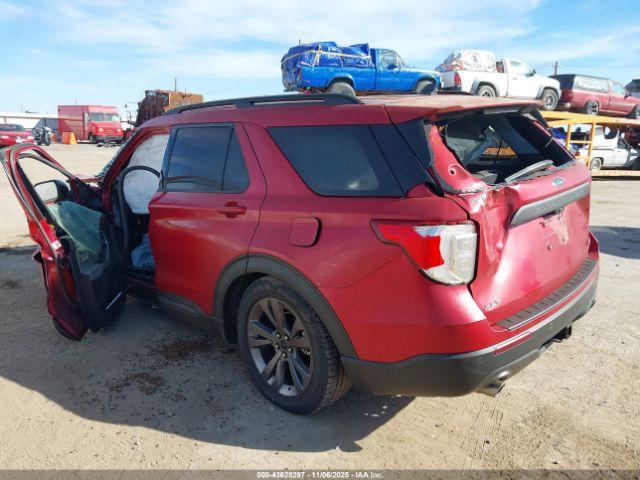 Ford Explorer Xlt Image 4