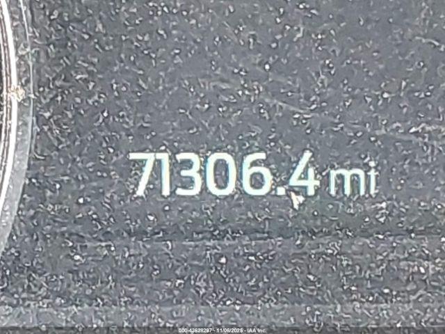 Ford Explorer Xlt Image 2