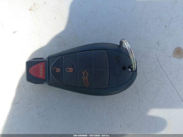 Dodge Challenger Sxt Image 16