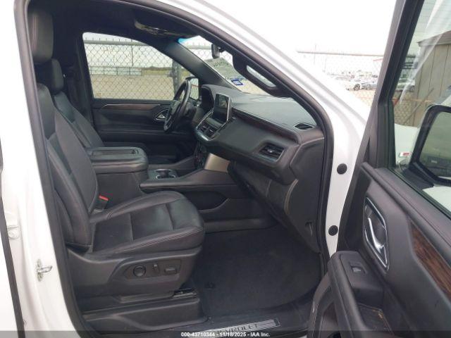 Chevrolet Suburban 4wd Z71 Image 5