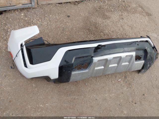 Chevrolet Suburban 4wd Z71 Image 14