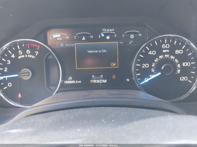 Ford F-150 Platinum Image 14