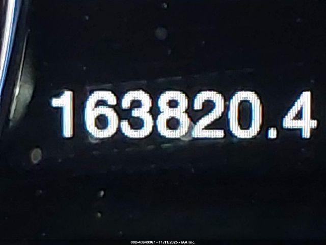 Ford F-150 Platinum Image 13