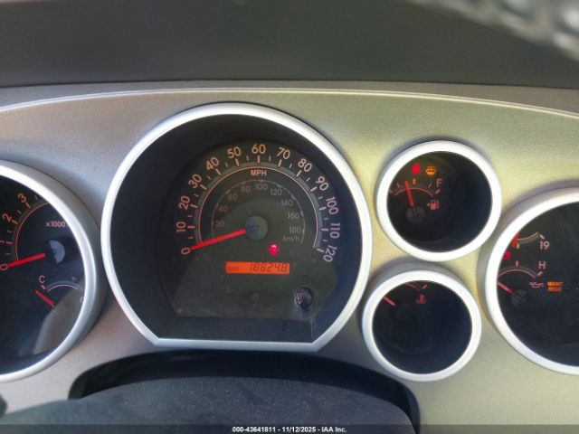 Toyota Sequoia Sr5 5.7l V8 Image 6