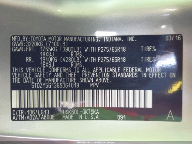 Toyota Sequoia Sr5 5.7l V8 Image 10