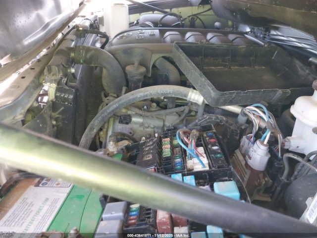 Toyota Sequoia Sr5 5.7l V8 Image 7