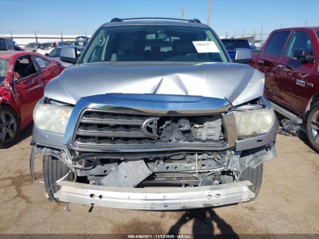 Toyota Sequoia Sr5 5.7l V8 Image 15