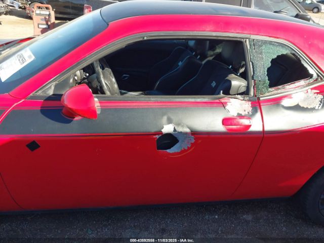 Dodge Challenger Image 9