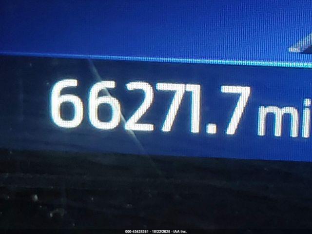 Ford Explorer Limited Image 12