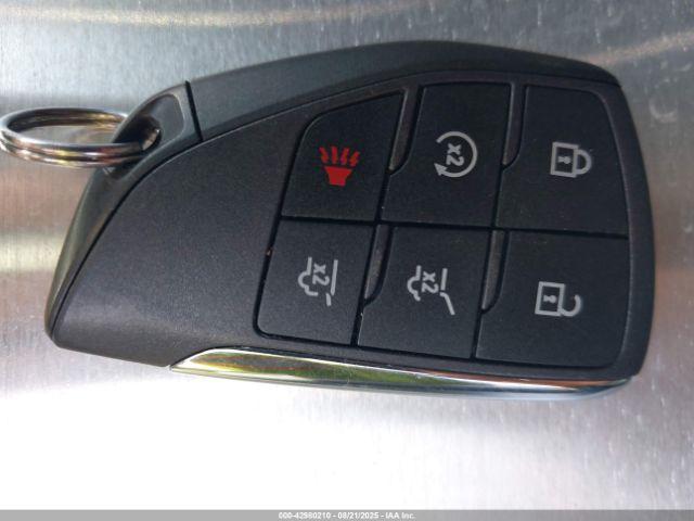 GMC Yukon 4wd Denali Image 3