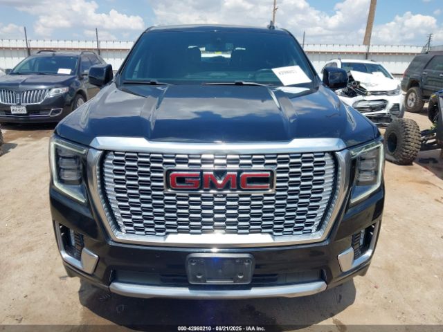 GMC Yukon 4wd Denali Image 8