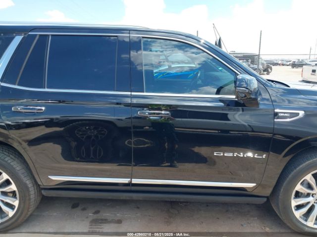 GMC Yukon 4wd Denali Image 7