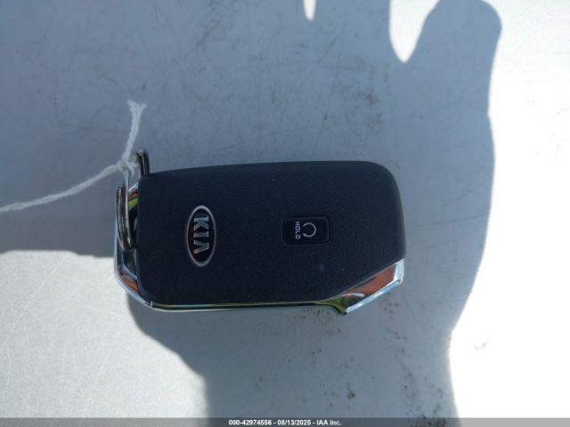 Kia Sorento S Image 12