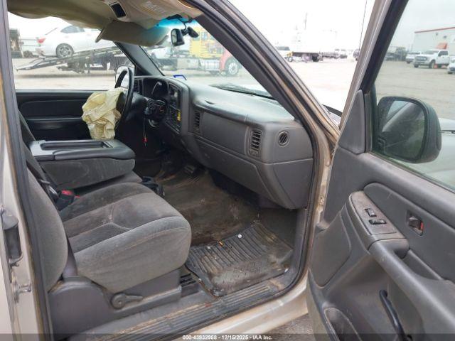 Chevrolet Silverado 1500 Ls Image 3