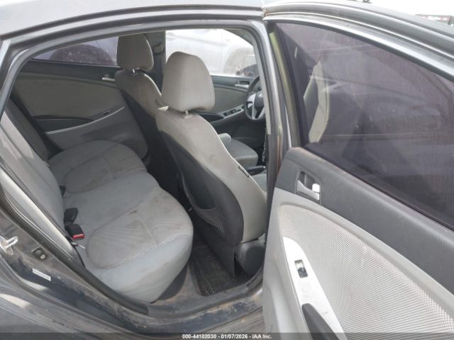 Hyundai ACCENT Gls Image 5