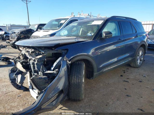 Ford Explorer Xlt Image 2