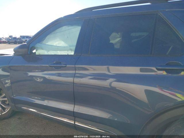 Ford Explorer Xlt Image 10