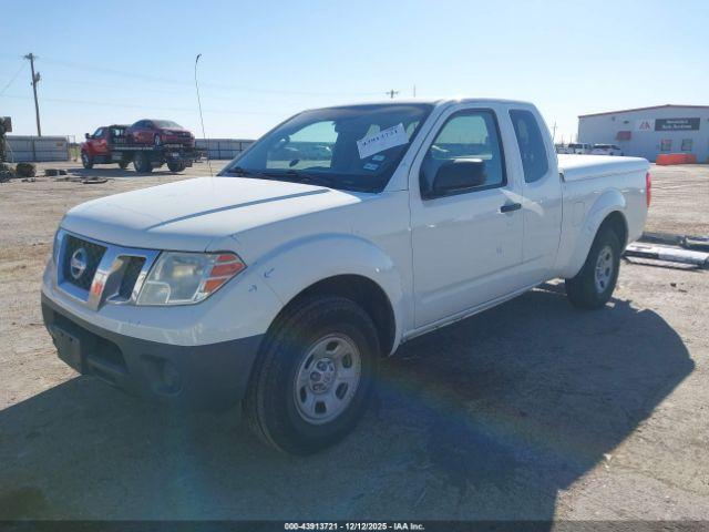 Nissan Frontier Image 6