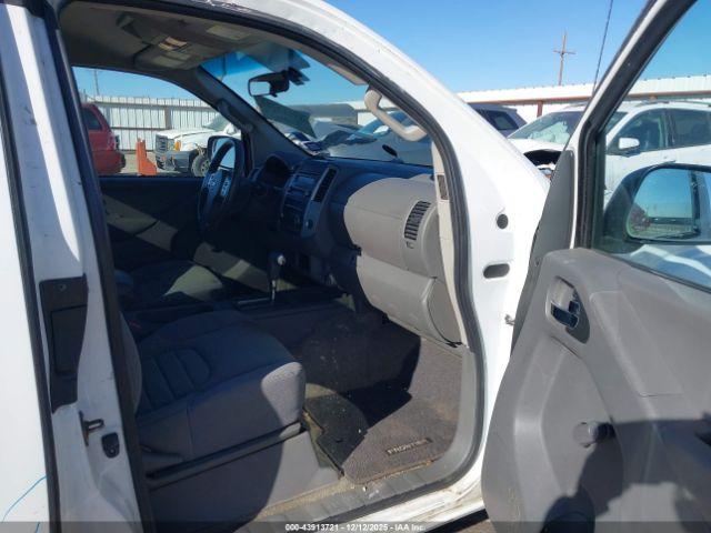 Nissan Frontier Image 7