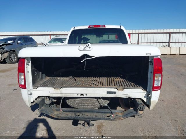 Nissan Frontier Image 16