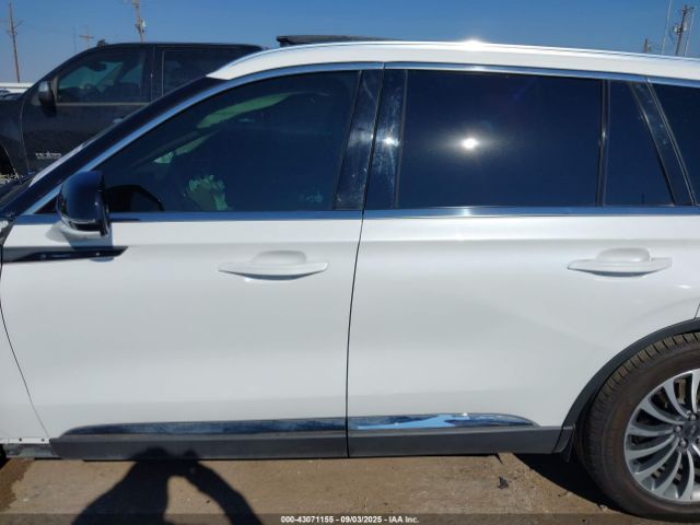 Lincoln Aviator Reserve Image 4