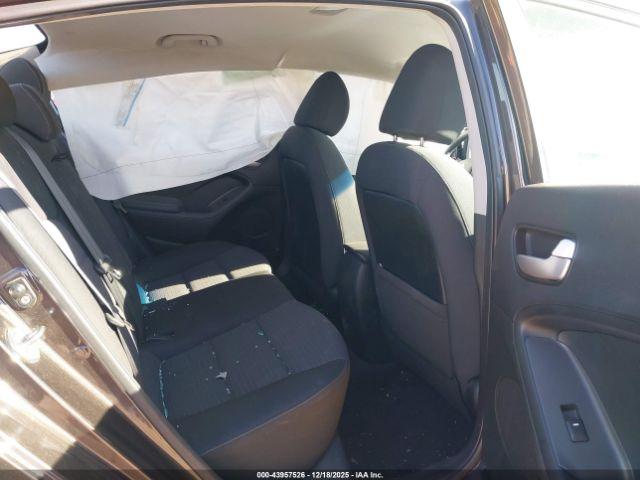 Kia Forte Lx Image 7