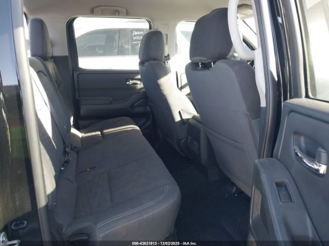 Nissan Frontier Sv 4x2 Image 9