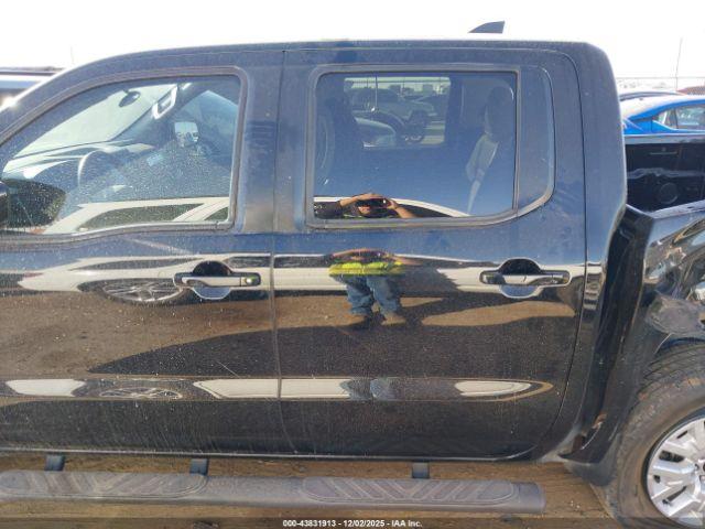 Nissan Frontier Sv 4x2 Image 8