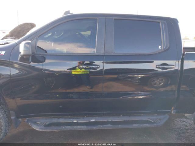 Chevrolet Silverado 1500 4wd  Short Bed Lt Trail Boss Image 13