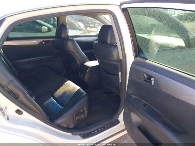 Toyota Avalon Touring Image 5