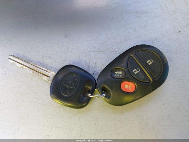 Toyota Avalon Touring Image 11