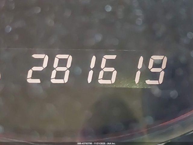 Toyota Avalon Touring Image 14