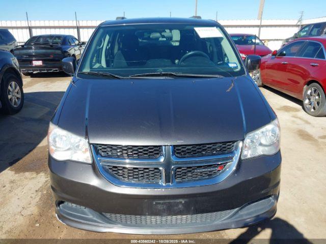 Dodge Grand Caravan Sxt Image 2